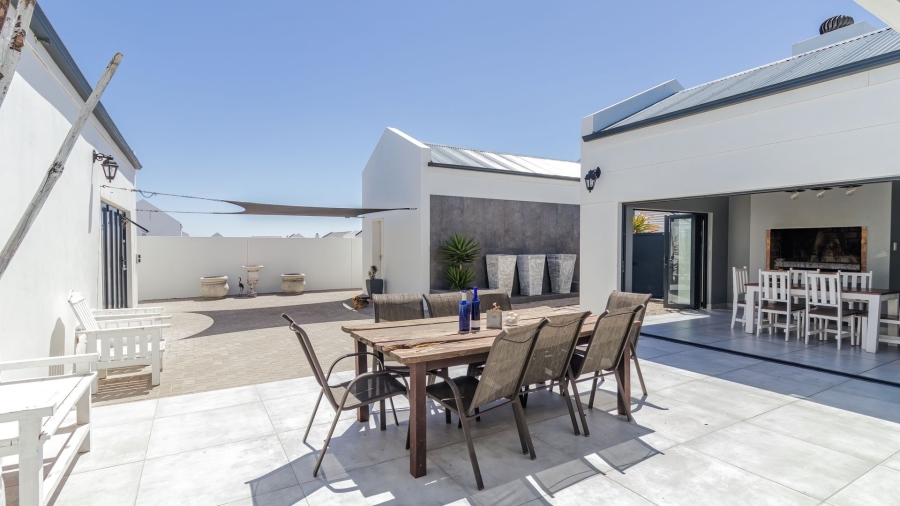 To Let 3 Bedroom Property for Rent in Atlantic Sands Private Estate Western Cape
